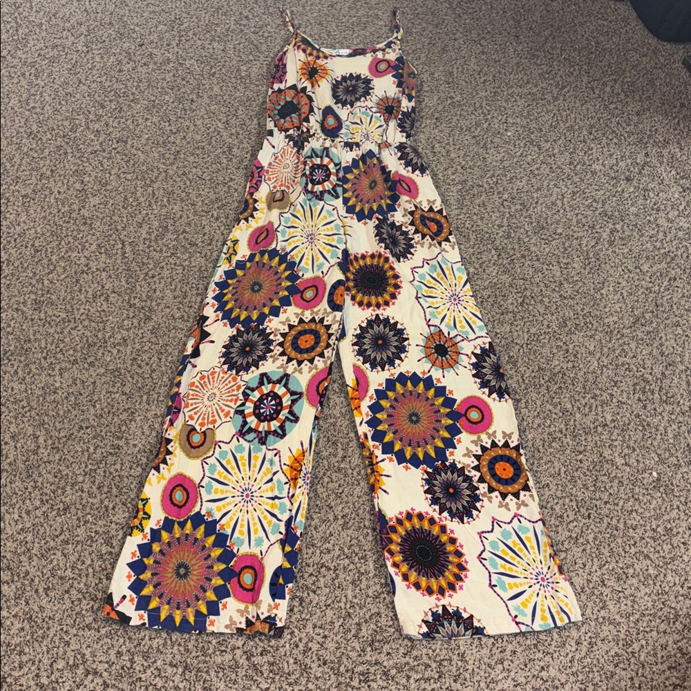Lucky & Coco Sunburst Pattern Wide-Leg Spaghetti Strap Romper Jumper Size Medium